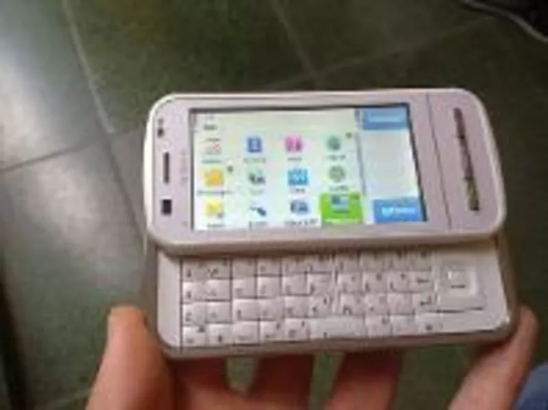 Продаю Nokia C6-00 в идиальном состоянии - 2000 лей 2